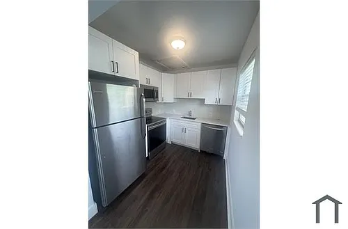 252 Mansfield #F Photo 1