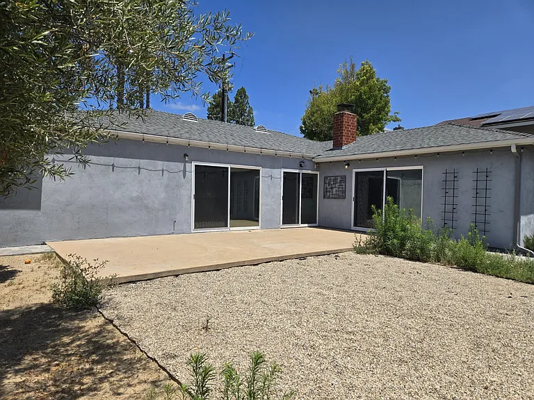 6925 Hyde Park Dr — Photo 25