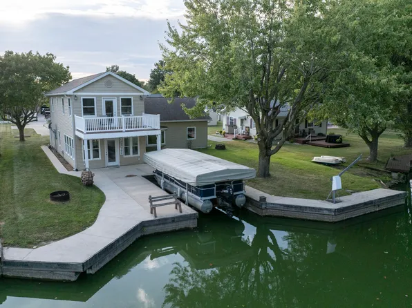 5276 Channel Dr, Celina, OH 45822