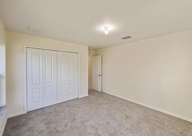 27017 Mott Ave — Photo 12