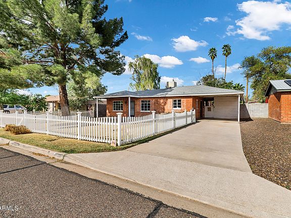 2nd image of 2842 E CHEERY LYNN Road