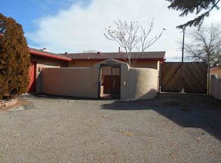 1111 Camino Consuelo, Santa Fe, NM 87507