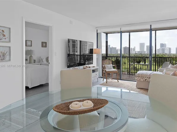 20301 W Country Club Dr APT 728, Aventura, FL 33180
