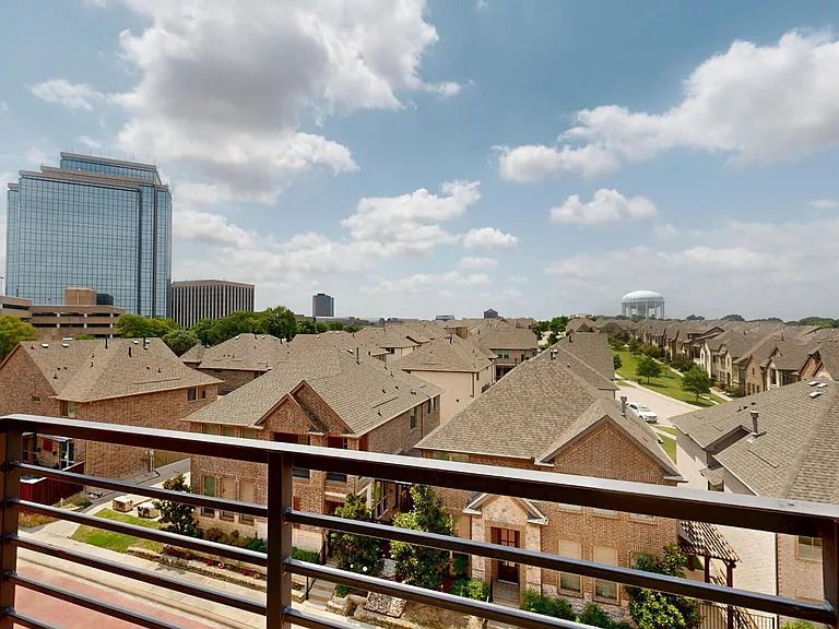 The Flats at Palisades — Photo 115