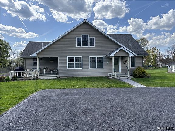 2nd image of 720 Kennedy Rd