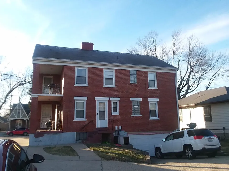 Building Photo 3