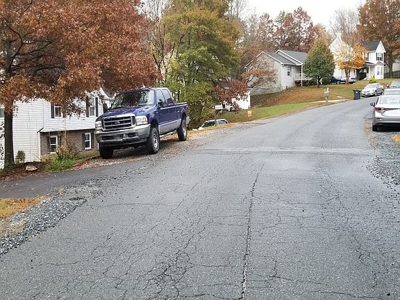 4th image of 26 Plumosa Dr