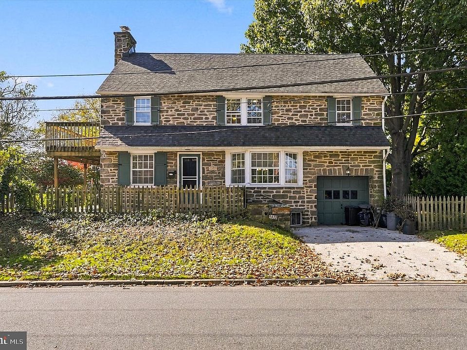 1st image of 1822 Winton Ave
