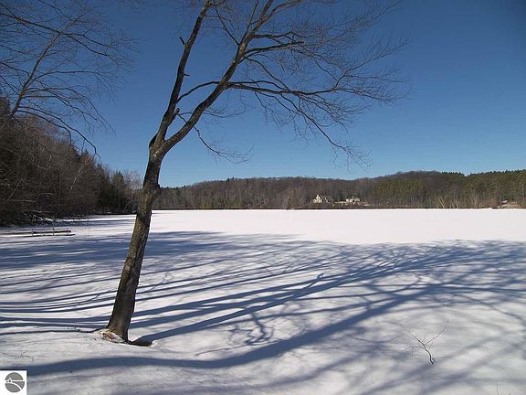 2nd image of 2798 W Armstrong Lake Trl