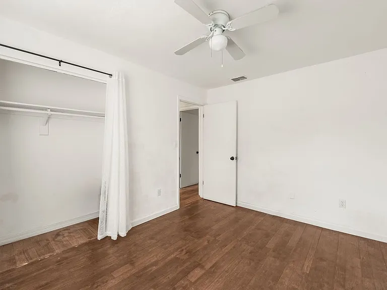 1911 SE 14th Ave — Photo 16