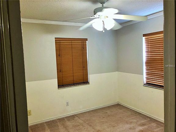 3rd image of 4754 Citrus Dr