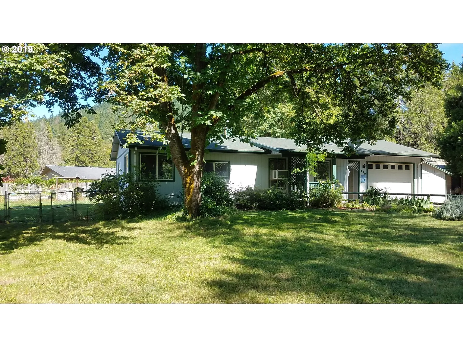 172 Wright St photo 1