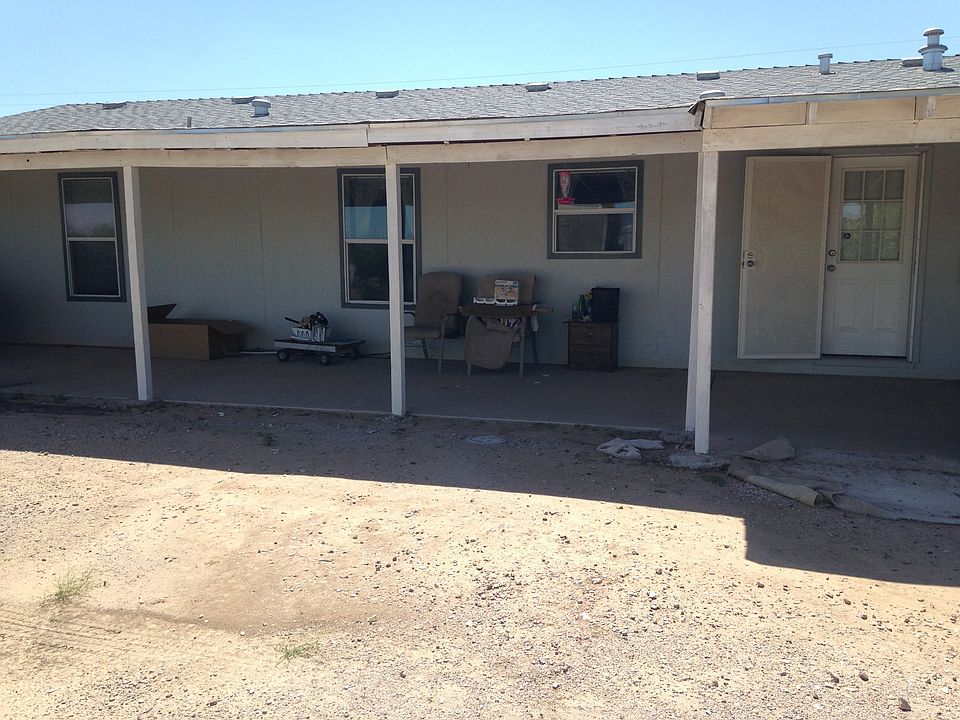2nd image of 35008 W Van Buren St