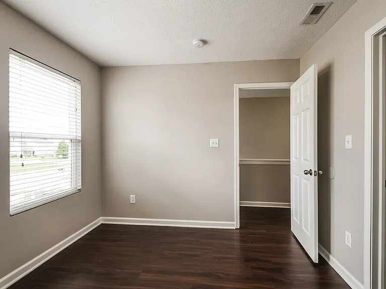 3039 Brandenburg Dr — Photo 12