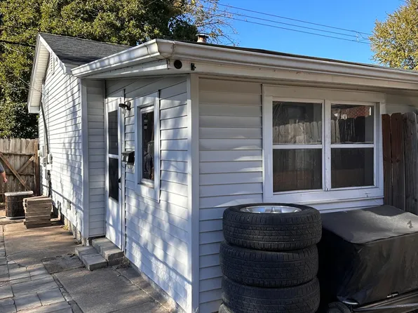 2827 Iowa St #B, Granite City, IL 62040