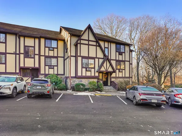 50 Aiken Street APT 341, Norwalk, CT 06851