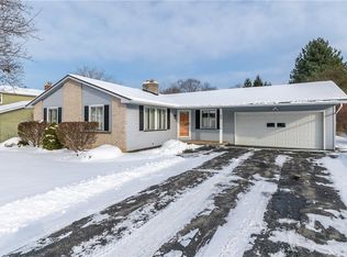 32 Jefreelind Dr, Rochester, NY 14616