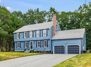 85 Briarwood Rd, Tewksbury, MA 01876