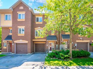 1735 Walnut Ln #27, Pickering, ON L1V6Z8