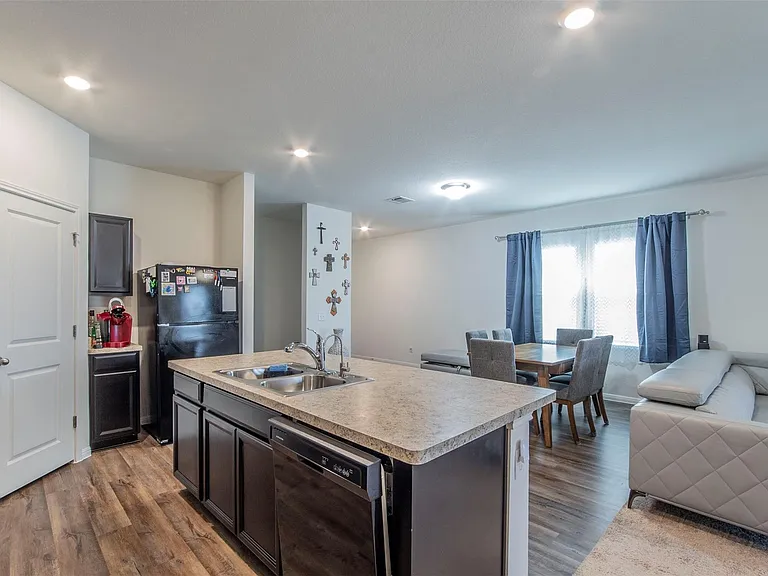 298 Shiro Dr — Photo 6
