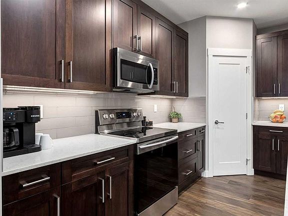 4th image of 10 Walgrove Walk SE #312