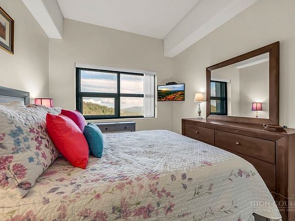 4th image of 303 Sugar Top Drive #2205