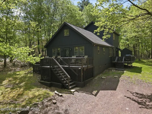 43 Estates Dr, Lake Harmony, PA 18624