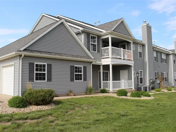 3042 E Stillwater Lndg, Urbana, IL 61802