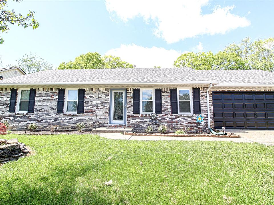 1st image of 218 Colchester Dr