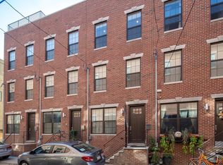 2412 Manton St, Philadelphia, PA 19146