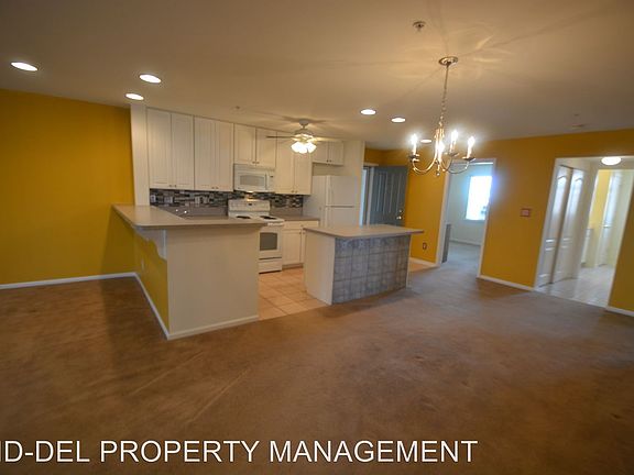 4th image of 1880 Congressional Village Dr Unit 8201
