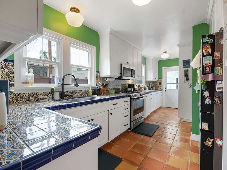 2615 Myrtle Ave — Photo 15