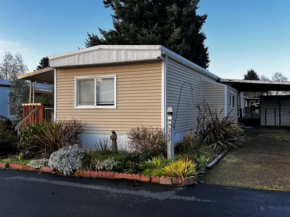 1400 Candlelight Dr Space 162, Eugene, OR 97401