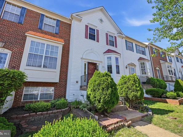 7676 Helmsdale Pl, Manassas, VA 20109