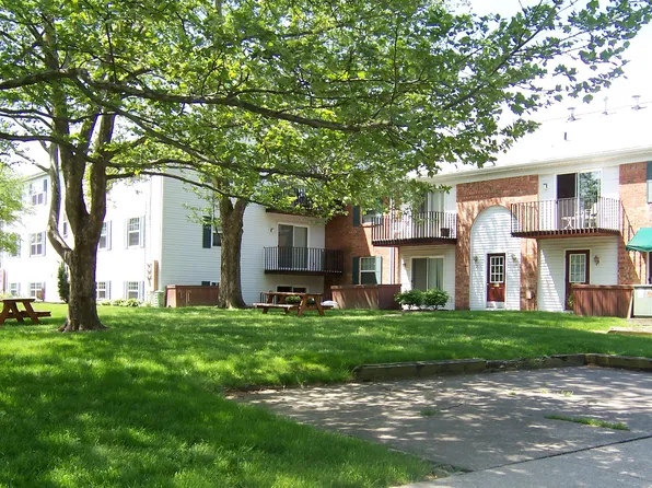 Heather Hills Apartments, 4835 Heatherdowns Blvd #F03e20c25, Toledo, OH 43614