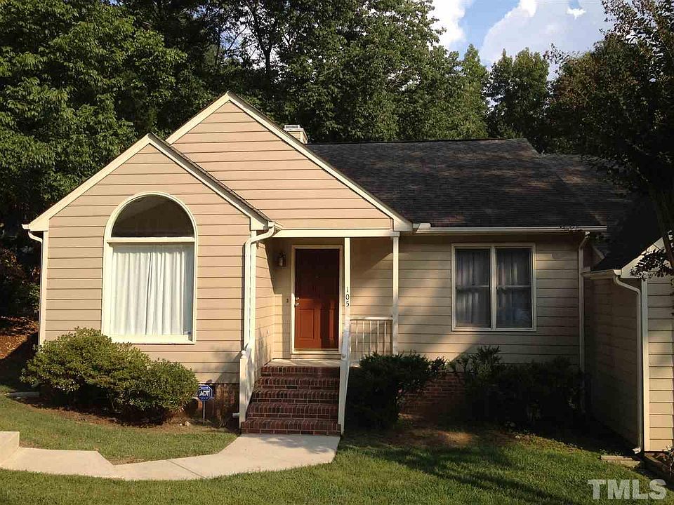 1st image of 105 Kingsley Woods Dr