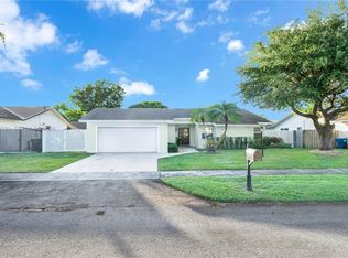 10514 SW 127th Ct, Miami, FL 33186