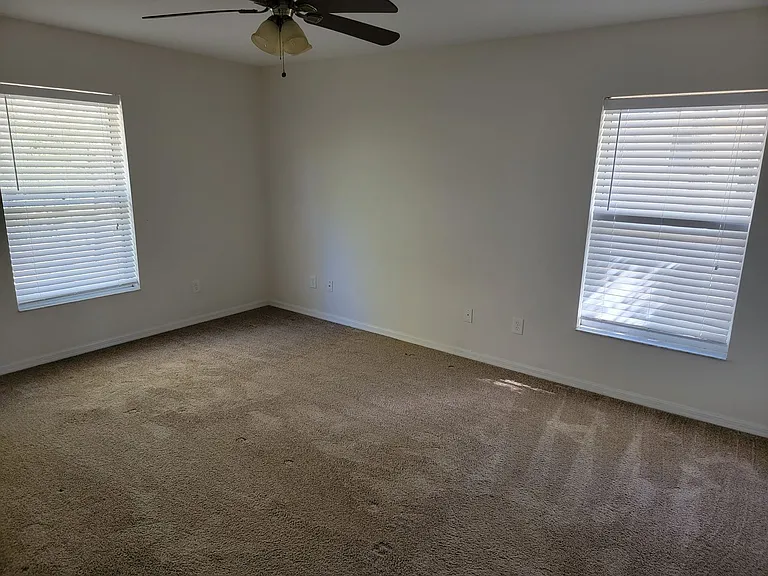 8464 N Bolder Dr — Photo 9