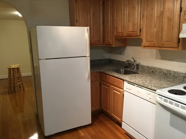 1 Tyler St #1, Hyde Park, MA 02136