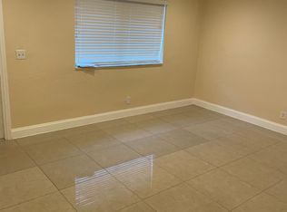 2221 Farragut St, Hollywood, FL 33020