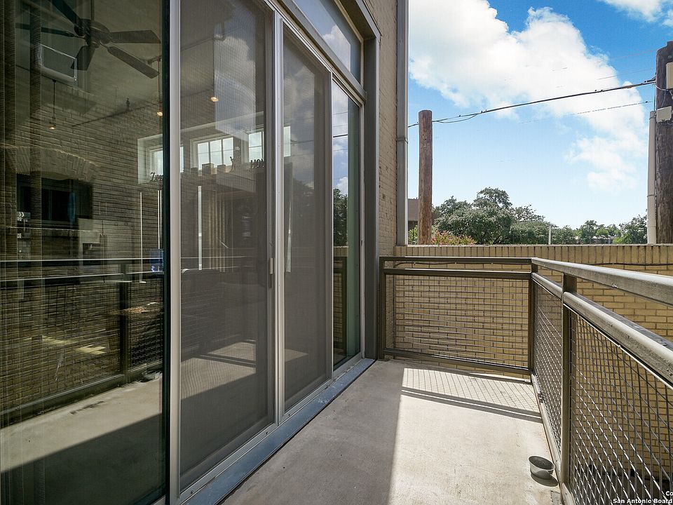 1st image of 831 S FLORES ST #2102
