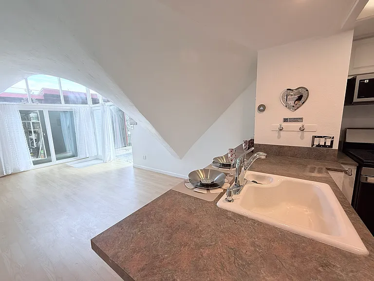 2140 Hollymont Dr — Photo 19