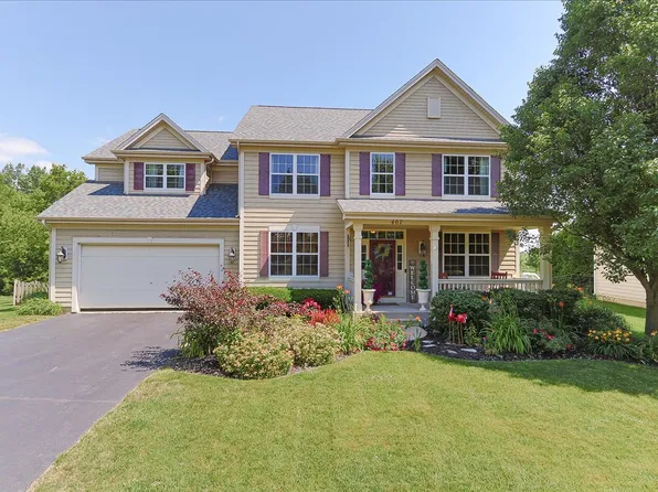 407 W Amberside Dr, Elgin, IL 60124