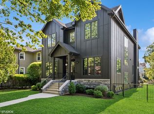 125 15th St, Wilmette, IL