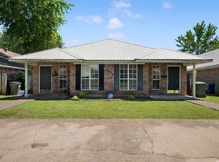 1909 & 1913 Tyler St, Conway, AR 72032