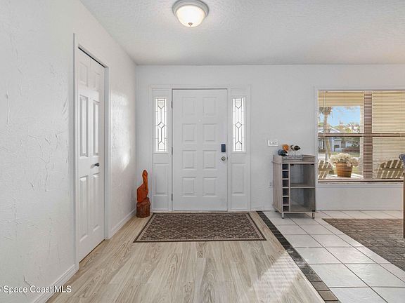5th image of 2185 Sykes Creek Dr