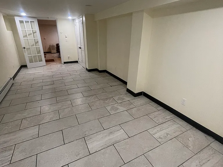 710 Connecticut Ave #BASEMENT — Photo 2