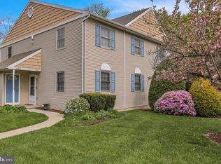 621 Maplewood Ave, Mohnton, PA 19540