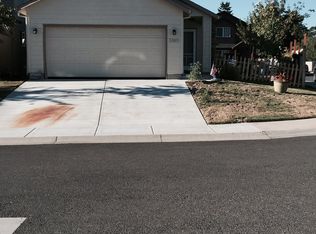 33611 SE Steinfeld St, Scappoose, OR 97056