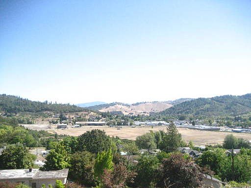 2nd image of 1965 NE Klamath Ave